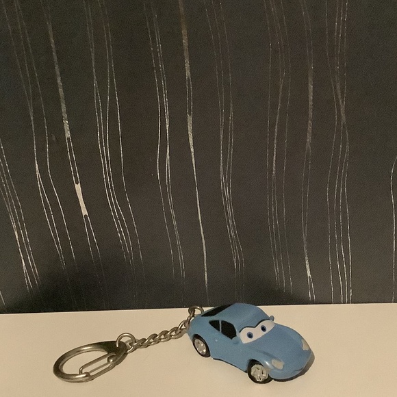 Sally keychain 2010 - Picture 2 of 2